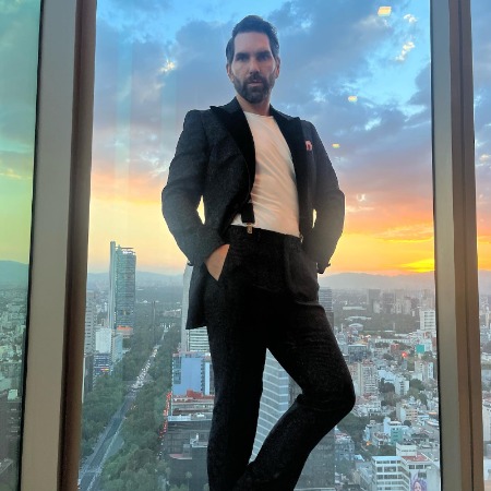 Arap Bethke has a net worth of $4 Million.